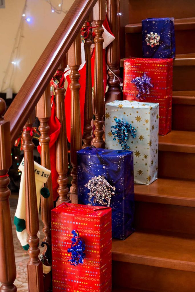 stairs christmas decoration